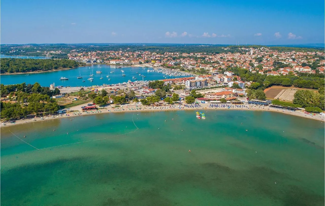 Gorgeous Apartment In Medulin With Kitchen 0*,  Croatia
